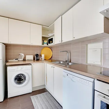Family Seine & Spacious Flat 8min Walk To Eiffeltower Ac * Париж