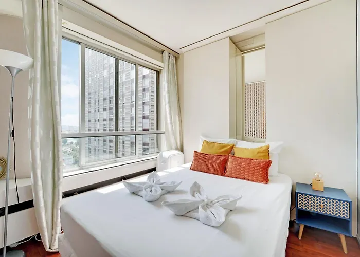 Family Seine & Spacious Flat 8min Walk To Eiffeltower Ac Appartement Parijs