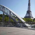 Family Seine & Spacious Flat 8min Walk To Eiffeltower Ac *